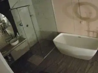 Camsoda Nude Webcam of voyeurcam-casa-salsa-bathroom-2