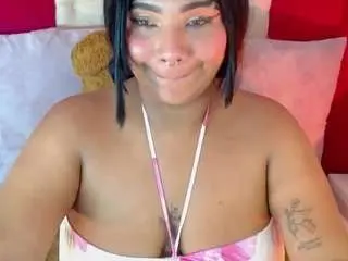 Camsoda Free Porn Cam of noahgrace