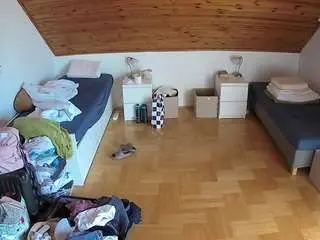 Camsoda Adult Video Chat of voyeurcam-julmodels-greybed-3