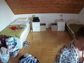 Camsoda Adult Webcam of voyeurcam-julmodels-greybed-3