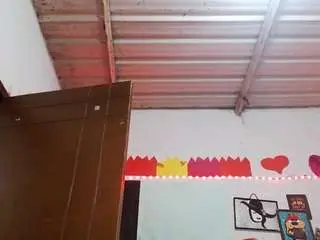 Camsoda Live Sex Cam of saray-extrovert