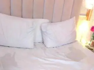 Camsoda Free Live Porn of luna-and