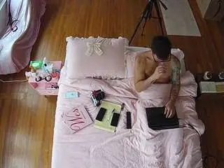 Camsoda Adult Webcams of voyeurcam-celticiron-01