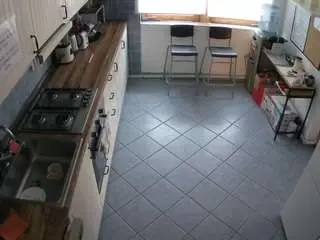 Camsoda Adult Webcams of voyeurcam-julmodels-kitchen-2
