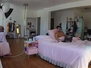 Camsoda Nude Webcam of voyeurcam-celticiron-02