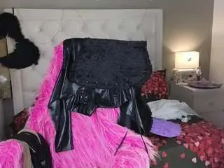 Camsoda Free Porn Cam of roxalanastar