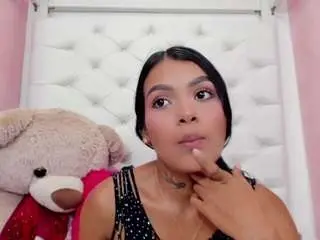 Camsoda Free Porn Cam of mariana-spicy