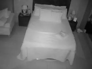 Camsoda Nude Webcam of voyeurcam-casa-salsa-bedroom-3