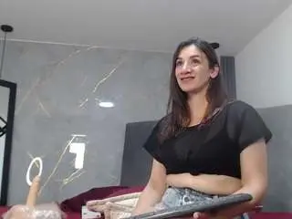 Camsoda Nude Webcam of samantha-belle