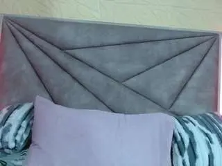 Camsoda Free Live Porn of esmeralda-oikos