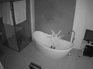 Camsoda Live Sex Cam of voyeurcam-casa-salsa-bathroom-5