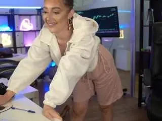 Camsoda Free Live Porn of babesgoeswild