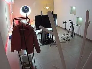 Camsoda Nude Webcam of voyeurcam-jb-room-1