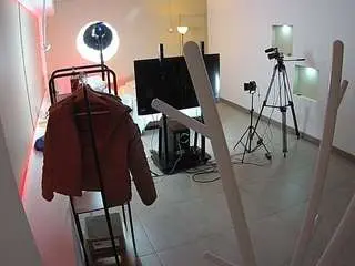 Camsoda Free Live Porn of voyeurcam-jb-room-1