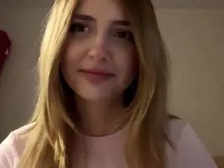Camsoda Nude Webcam of paulettarenard