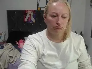 Camsoda Adult Webcam of emperatrizmessy