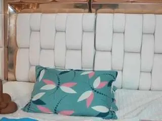 Camsoda Sex Chat of thinprincesss