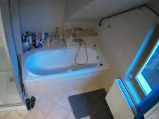 Camsoda Best live sex cam show of voyeurcam-julmodels-bath-2nd-1