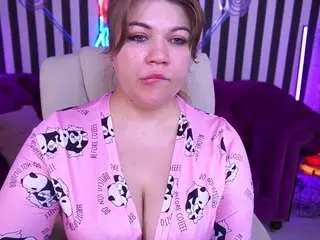 Camsoda Free Porn Cam of alinkamalinka