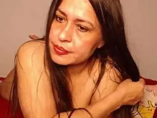 Camsoda Sex Cam of milfnaughtyy