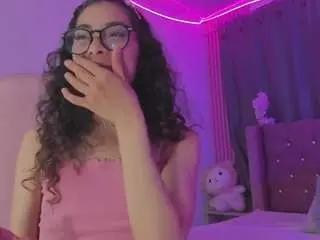 Camsoda Free Live Porn of sweett-sadie