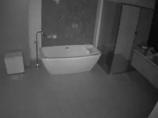 Camsoda Best Webcam of voyeurcam-casa-salsa-bathroom-4