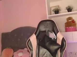 Camsoda Free Live Porn of camiilaa-torres
