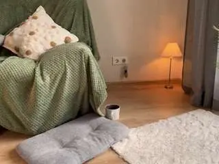Camsoda Free Porn Cam of mia-nostalgia
