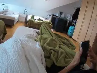 Camsoda Private Sex Chat of voyeurcam-julmodels-bed-1
