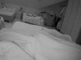 Camsoda Adult Video Chat of voyeurcam-julmodels-bed-1