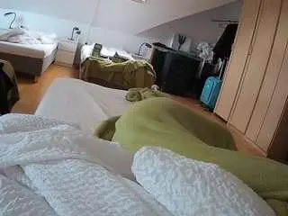 Camsoda Free Porn Cam of voyeurcam-julmodels-bed-1