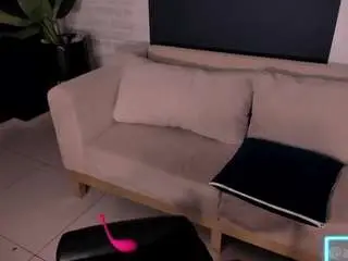 Camsoda Nude Webcam of ariananova