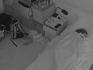 Camsoda Free Live Porn of voyeurcam-julmodels-bed-7