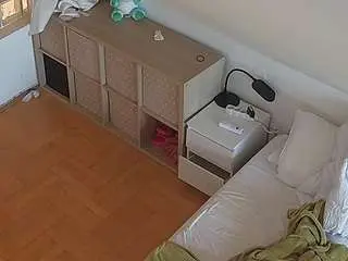 Camsoda Live Porn of voyeurcam-julmodels-bed-7