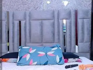 Camsoda Watch Live Sex Cams of thinsamathagirl