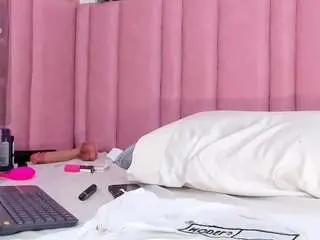 Camsoda Private Sex Chat of isabella-santos