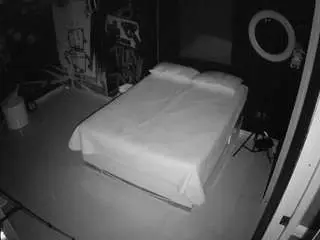 Camsoda Free Porn Cam of voyeurcam-casa-salsa-disturbed