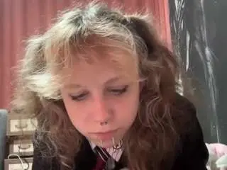 Camsoda Sex Cam of alysestrawn