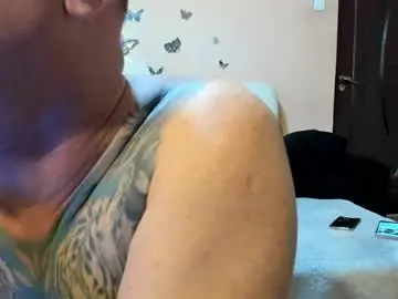 Chaturbate Live Sex Cam of xveryhotcouple