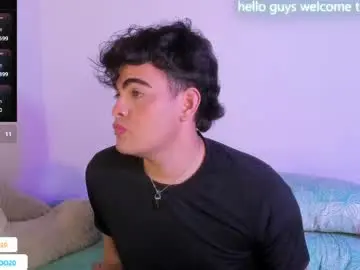 Chaturbate Watch Live Sex Cams of kami_22