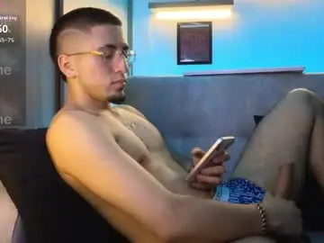 Chaturbate Free Live Porn of aresmassimox