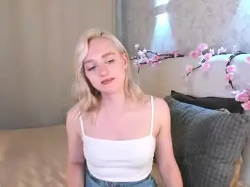 Chaturbate Adult Webcams of chloedeccker