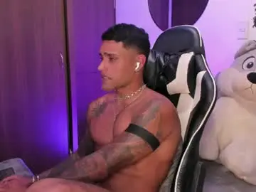 Chaturbate Nude Webcam of alessandro_vanni
