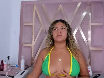 Chaturbate Live Porn of ambarglowasm