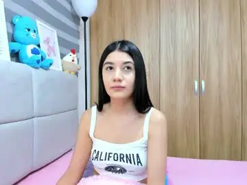 Chaturbate Live Sex Cam of roseandmiah
