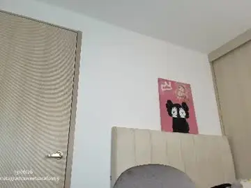 Chaturbate Watch Live Sex Cams of sweetsarafoxxx