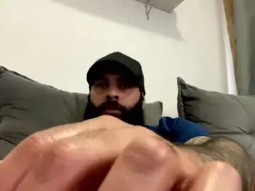 Chaturbate Live Porn of beardmax