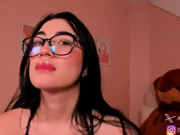 Chaturbate Live Sex Cam of angeel_fox