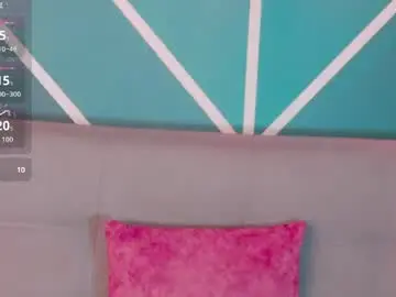 Chaturbate Live Sex Cam of lia_avalon