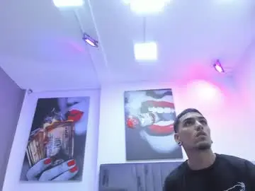 Chaturbate Live Sex Cam of dennis_kinsey